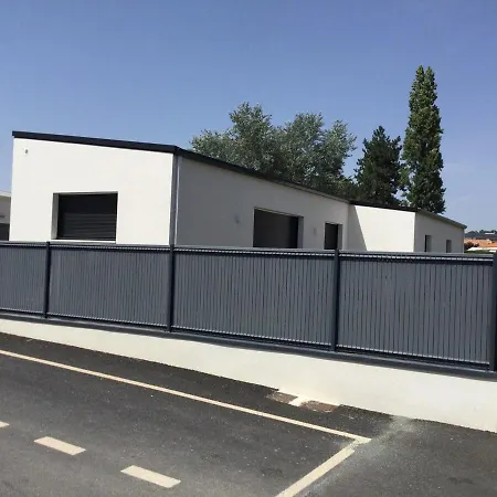 L'aubepine, Centre *