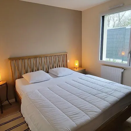 L'aubepine, Centre *