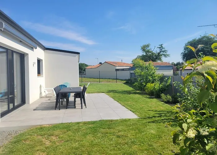 Holiday home L'aubepine, Centre Les Herbiers