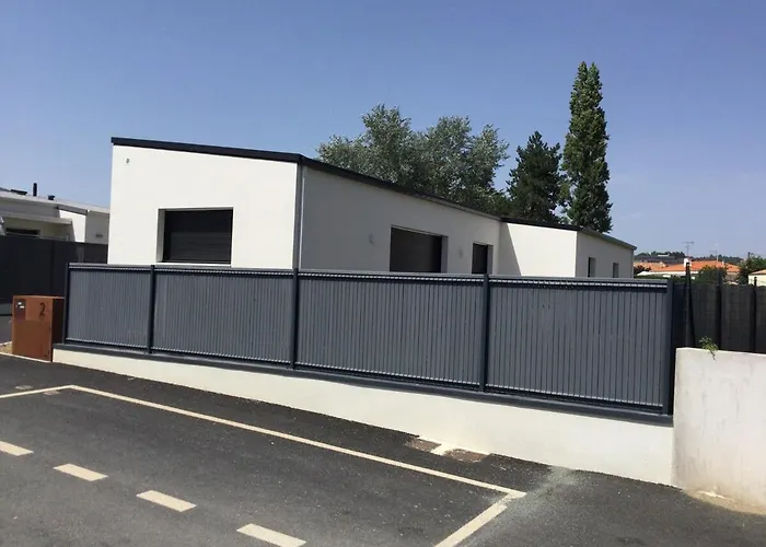 L'aubepine, Centre *